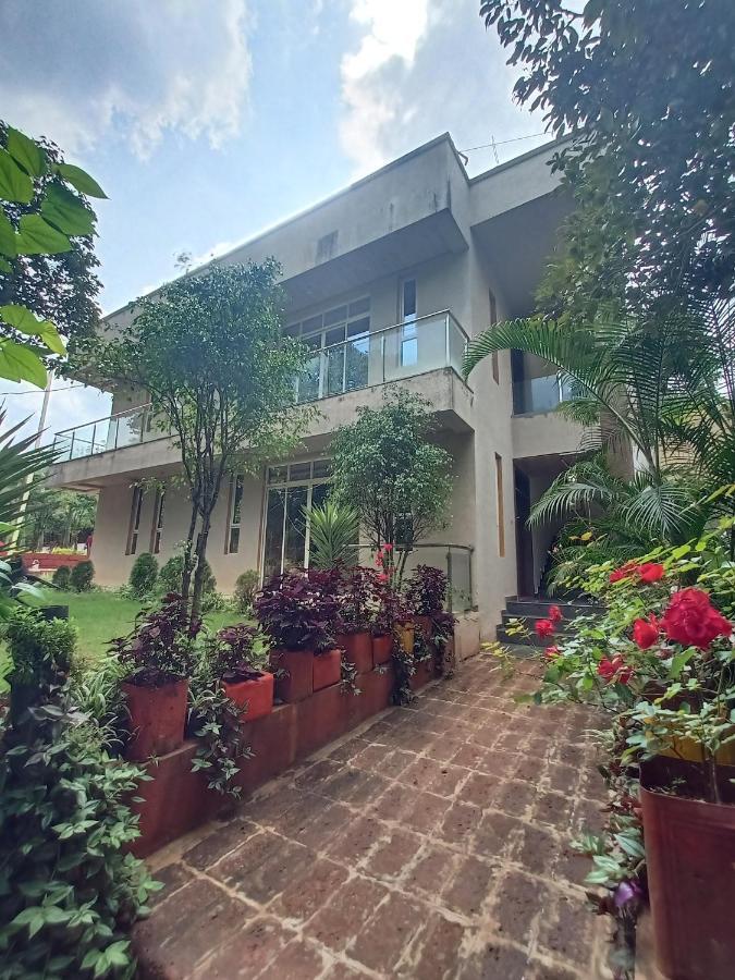 Hotel Oakwood ماهاباليشوار المظهر الخارجي الصورة