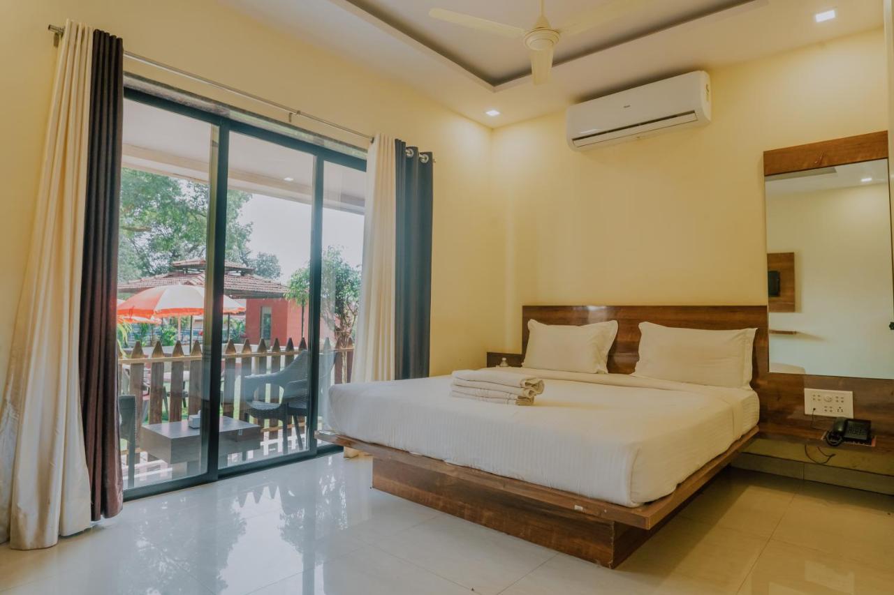 Hotel Oakwood ماهاباليشوار المظهر الخارجي الصورة